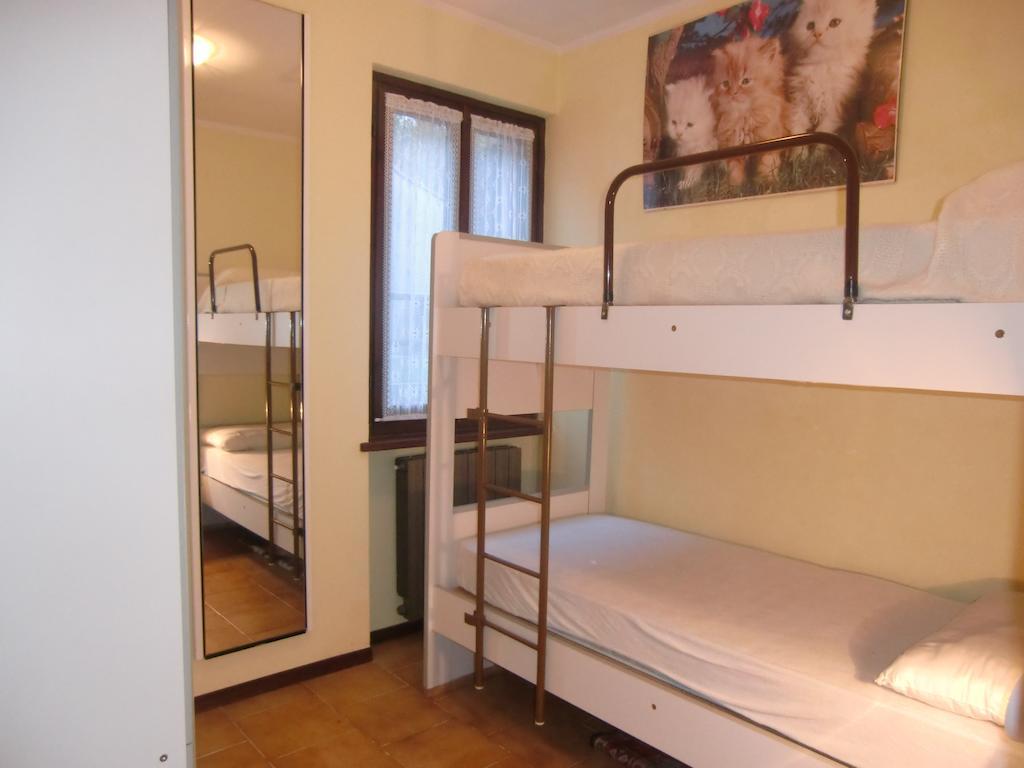 Appartamento Belvedere Molina di Ledro Szoba fotó